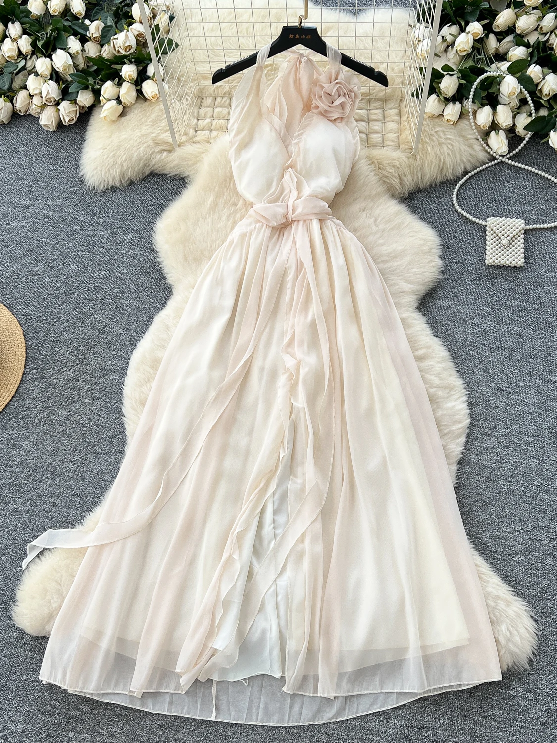 فستان طويل بتصميم ثلاثي الأبعاد مع زهور معلقة على الرقبة، مشبك خصر داخلي، ظهر مفتوح، تنورة على شكل A، ستايل كوري للتنقل اليومي. #2