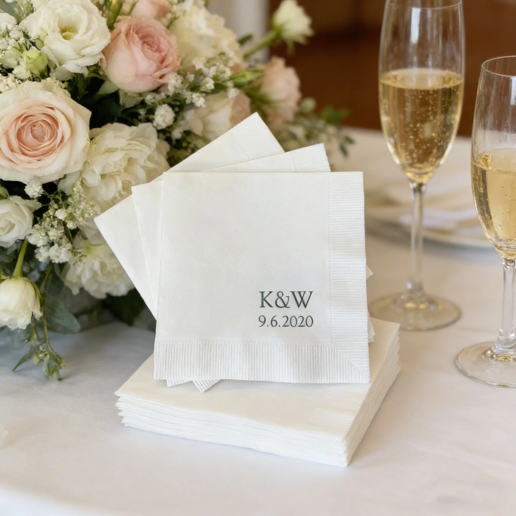 

50 шт. бумажных салфеток с индивидуальной монограммой для свадьбы и юбилея, персонализированные, для коктейлей и обедов