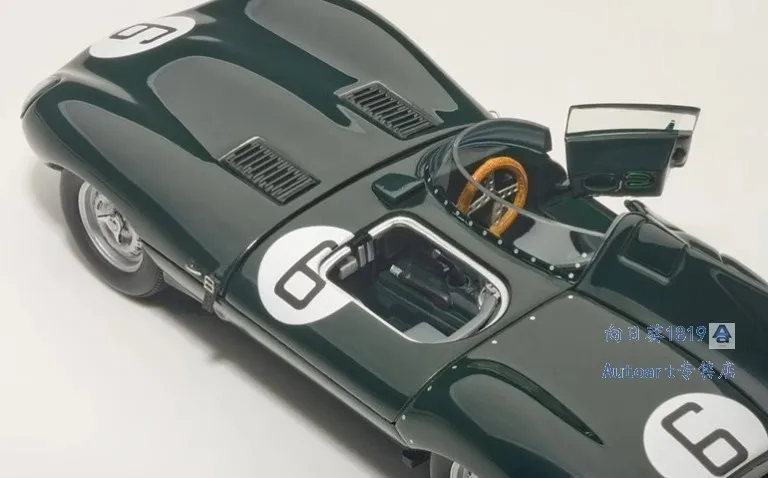 Autoart Car Model 1/18 Jaguar D-TYPE 1955 car model full open simulation alloy cars model room ornament boy collection toys gift