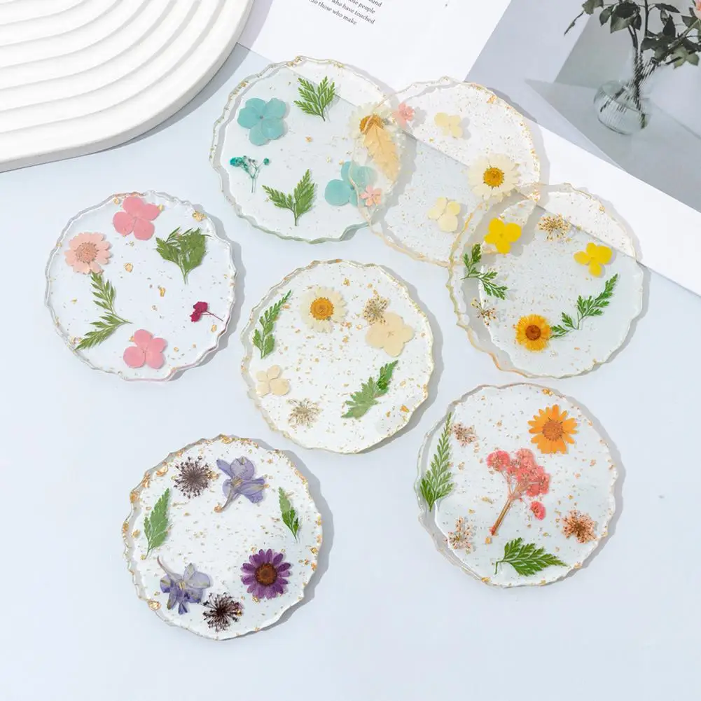 Luxury Drink Coasters Real Dried Flower Resin Coasters Set Heat-resistant Cup Mats for Home Kitchen Handmade Transparent Drink