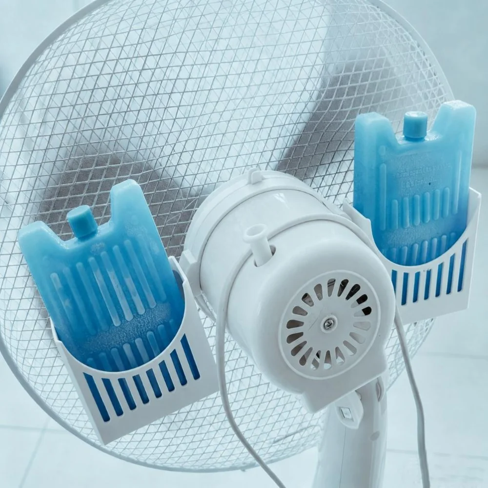Electric Fan Ice Pack Holder Fan Ice Box Cooling Accessory Simple Cold Air Fan Ice Bottle Bracket Floor Fan Ice Box Holder