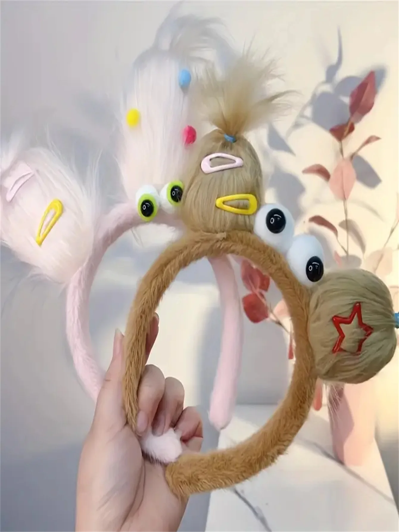 Frühlings- und Sommer-Haarband im neuen Stil mit schrullenhaften Ohren, niedliches Stirnband, mädchenhaftes Dopamin-Cartoon-Plüsch-Haarband, lustiges Haarband, Haar-Accessoire, Kopfbedeckung für Frauen – Detail 3