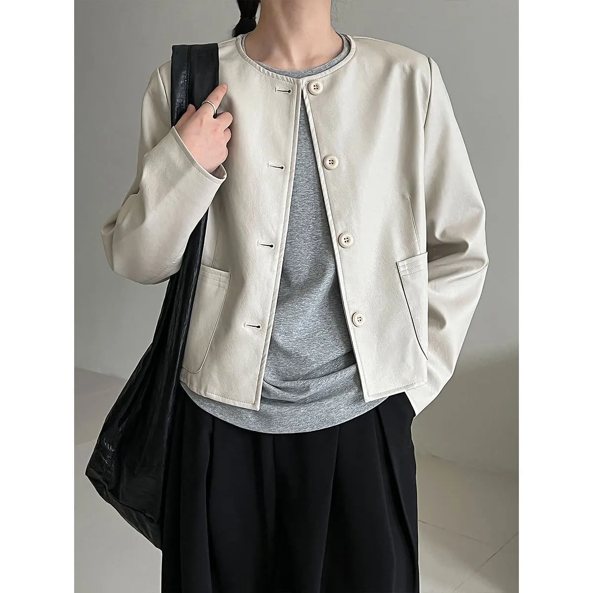 

Round Neck Single-breasted Crop Leather Pu Jacket For Women 25 Autumn New Classic Coat