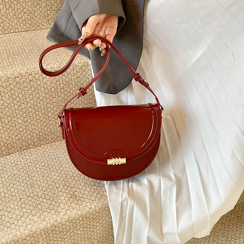 Classic Burgundy Women Crossbody Bag Vintage Solid Color Flap Design Shoulder Bags Female Daily Commuter Bolsos