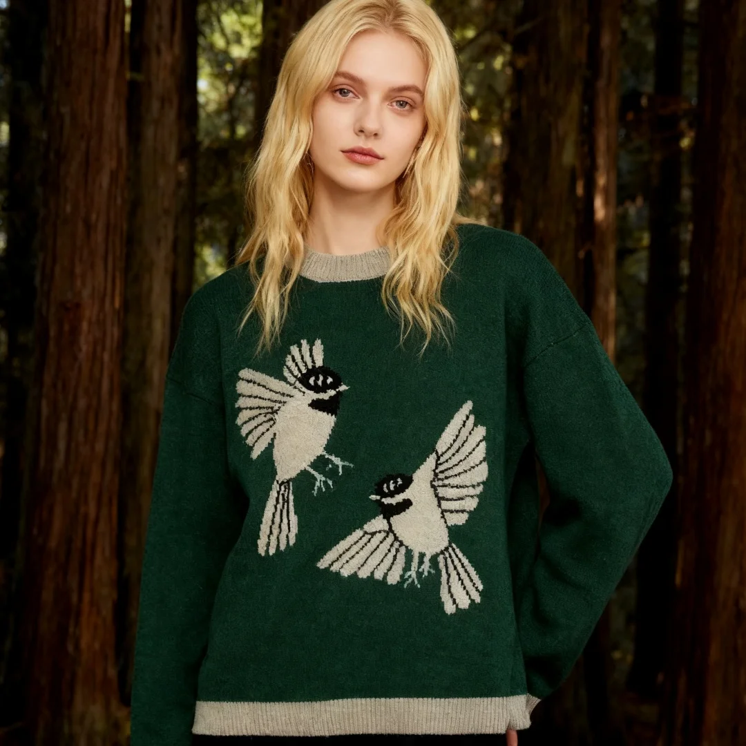 Maglione lavorato a maglia retrò verde uccello da donna girocollo manica lunga top autunnale in stile innovativo alla moda