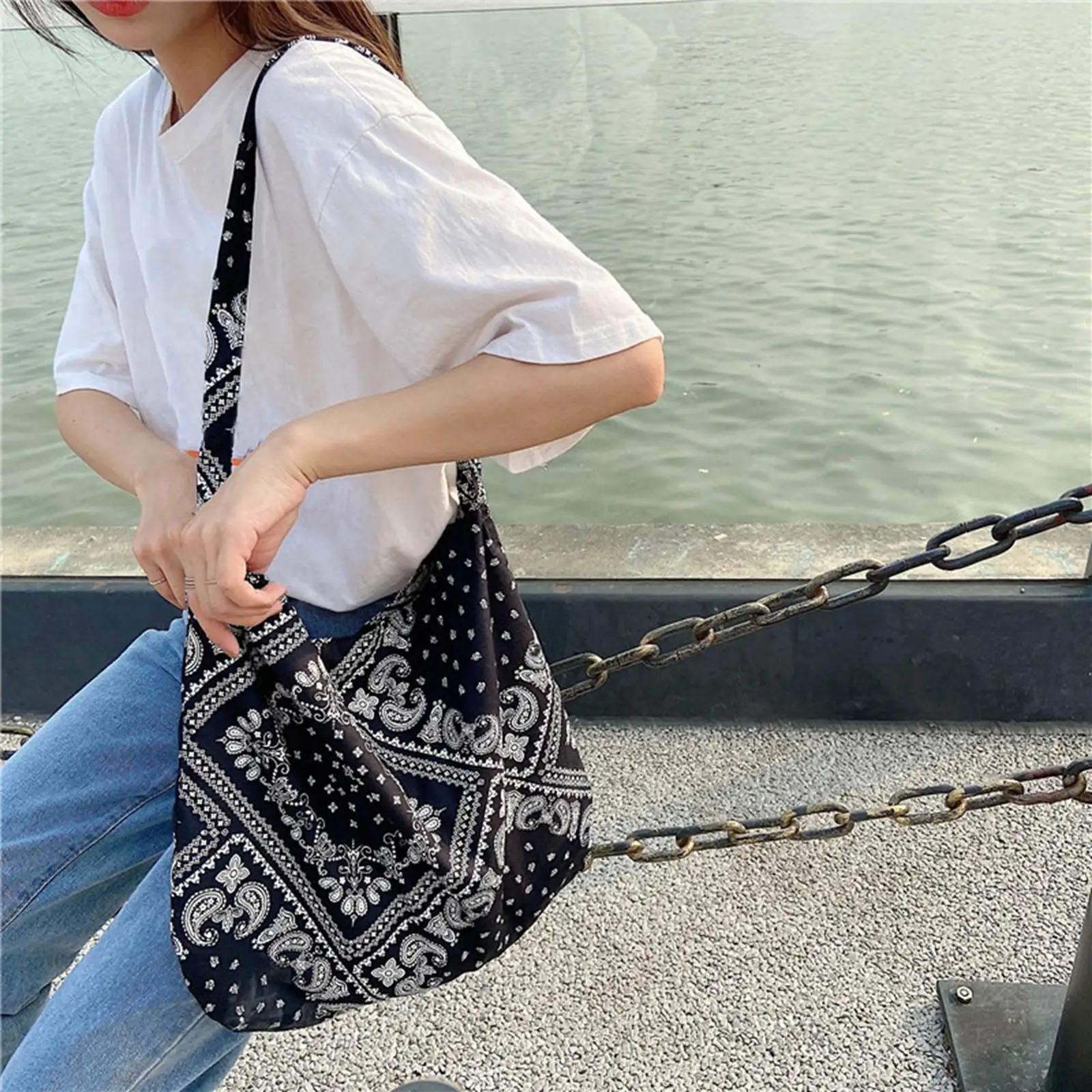 Shoulder Bag Single Shoulder Strap Comfortable Large Capacity Boho Bag for Shopping