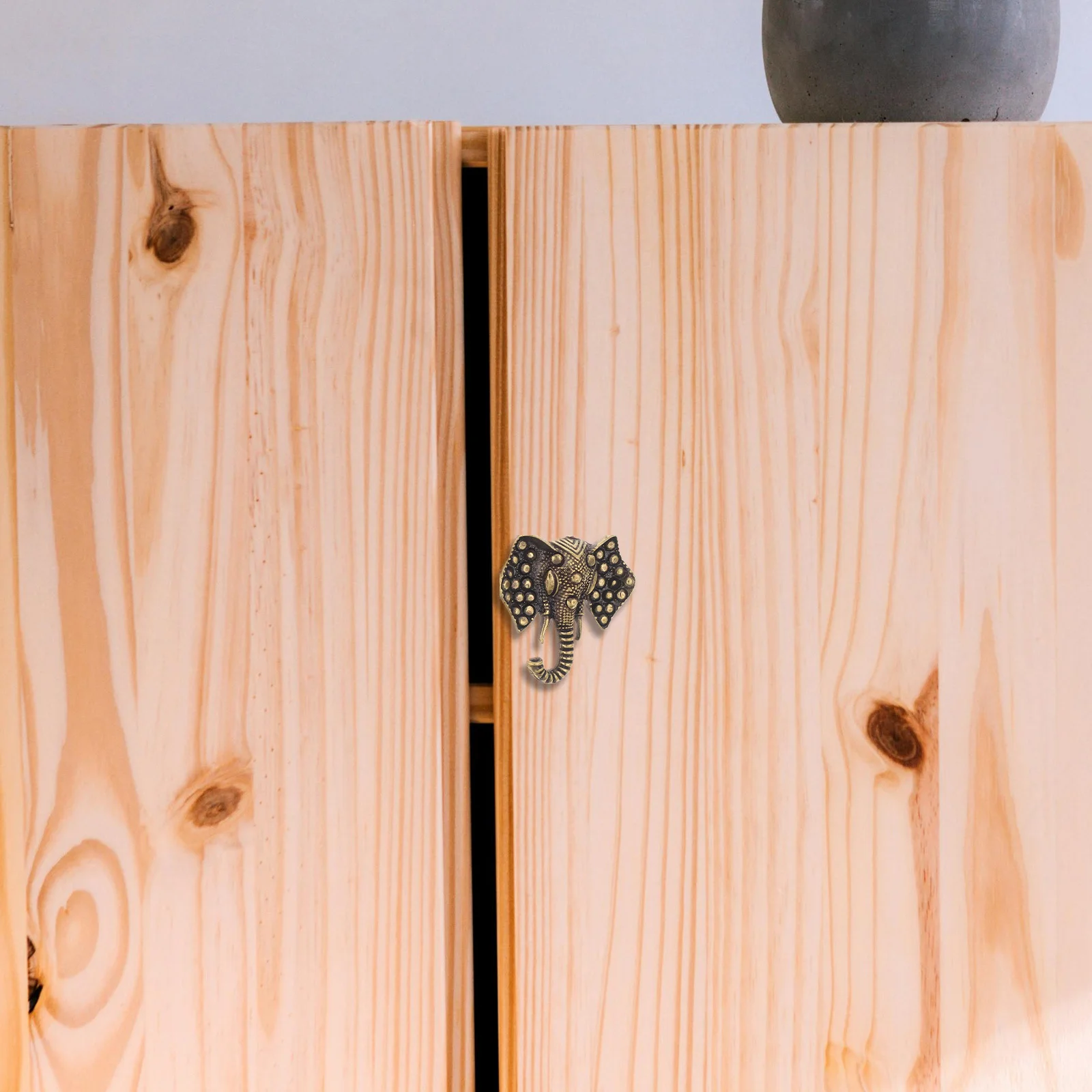 

Solid Brass Vintage Elephant Drawer Pull Cabinet Knob Animal Handle for Kitchen Dresser Wardrobe Cupboard Bathroom Vanity Closet