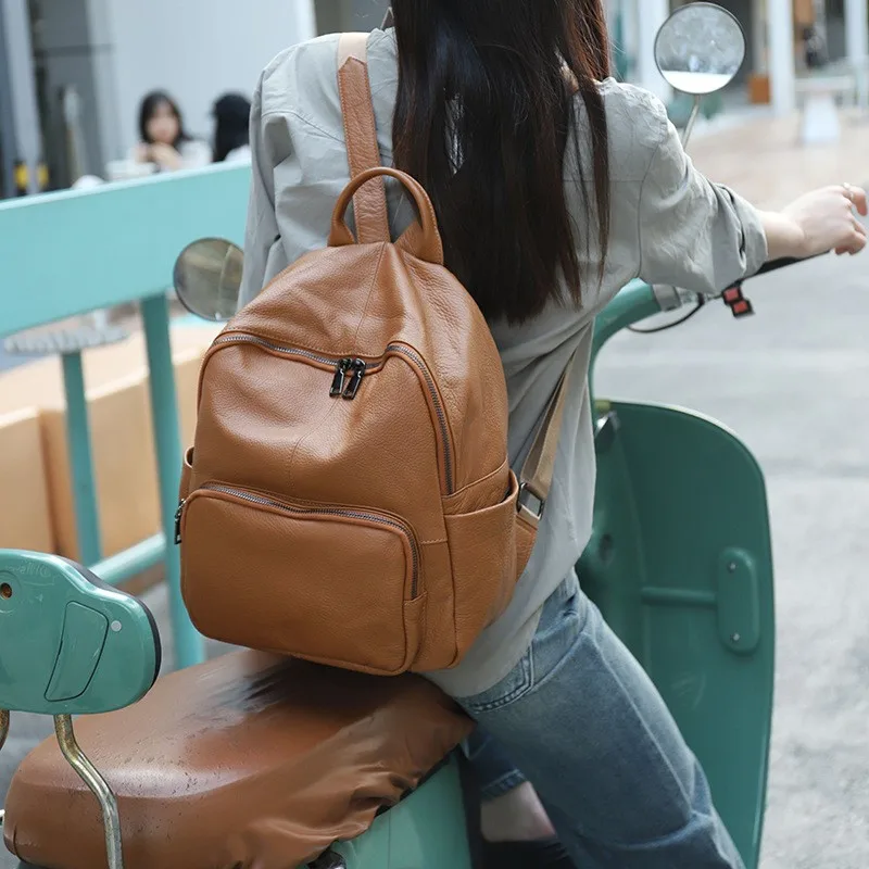 

Top Layer Cowhide Soft Leather Bapa Women's Versatile Simple Faion Large Capaci Splicing Anti-Theft Design Bapa