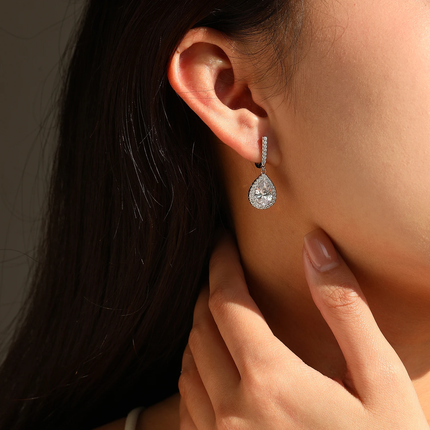 YANLOK 925 Sterling Silver High-end Exquisite Water Drop Clear Cubic Zirconia Halo Hoop Earrings For Women Fine Jewelry