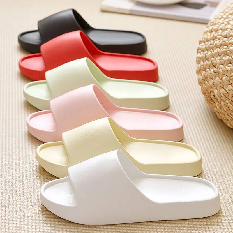New Women Anti-Slip Bath Slippers Couples Soft Indoor Home Shoes Ladies EVA Comfortable Outdoor Beach Slides Zapatos Mujer  ﻿﻿