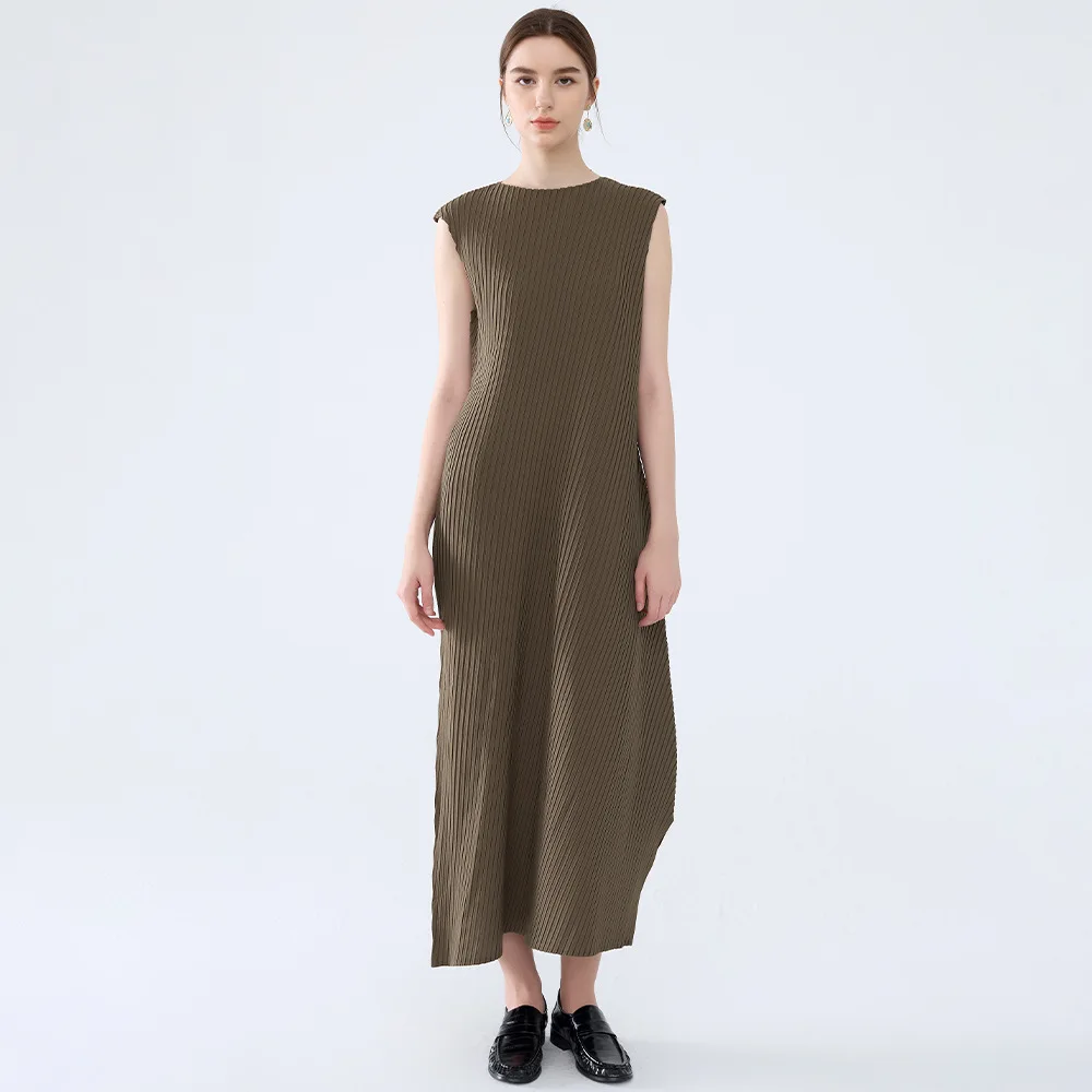 

Miyake Pleated 2025 New Spring and Summer New Sleeveless Dress Slim Comfortable Outside Bottoming Mid-length Dresses Pleated