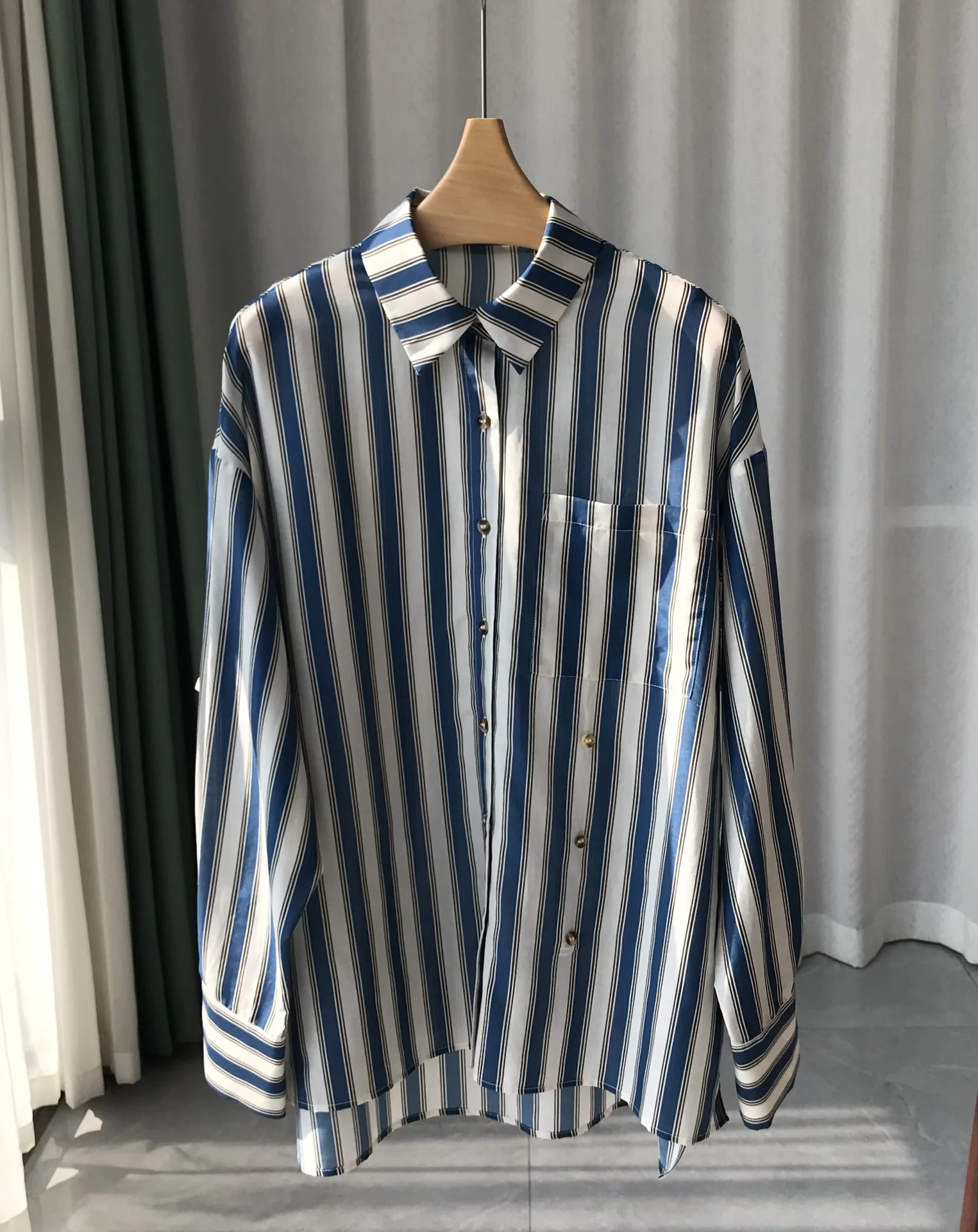 

2024 Spring France Style Fashion Women's High Quality 70%Cotton 30%Silk Stripe Casual Loose Shirt C663