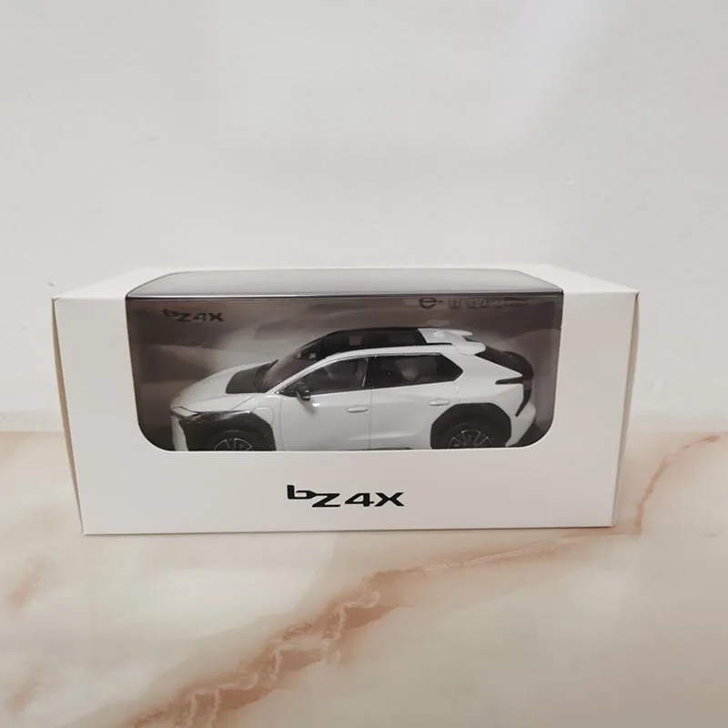 

1:30 Scale BZ4X 2022 Alloy Car Model Ornaments