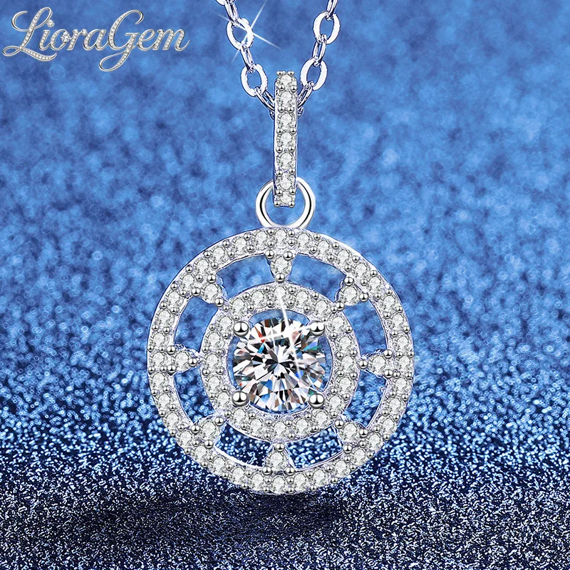 

LioraGem New Eight-Treasure Compass Moissanite Pendant Necklace, Simple and Stylish Moissanite Necklace Platinum PT950 Stamp