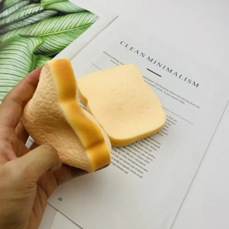 1 قطعة لعبة الضغط Kawaii جامبو خبز التوست السكويشات رائحة لينة كعكة سحر المقتنيات الغذائية اللعب الهدايا