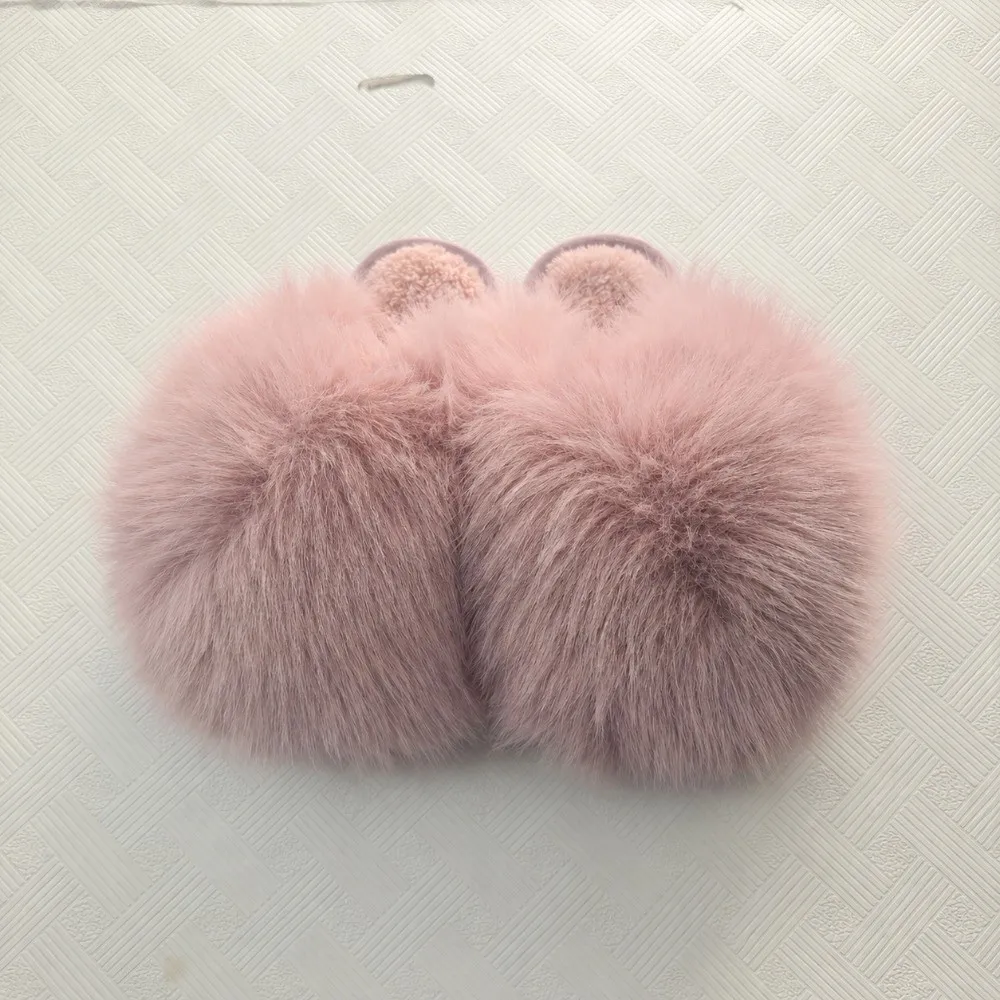 1 Pair Fluffy Faux Fur Women Fluffy Fur Slippers with TPR Non-slip Sole Non-slip Indoor Warm Slippers Winter House Slippers