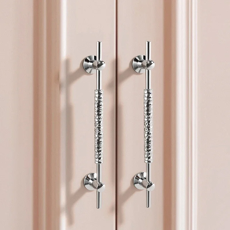 YM Luxury Creative Bright Chrome Single-Hole Wardrobe Cabinet Door Handle Small French Wine Drawer Pull for High-End Furniture