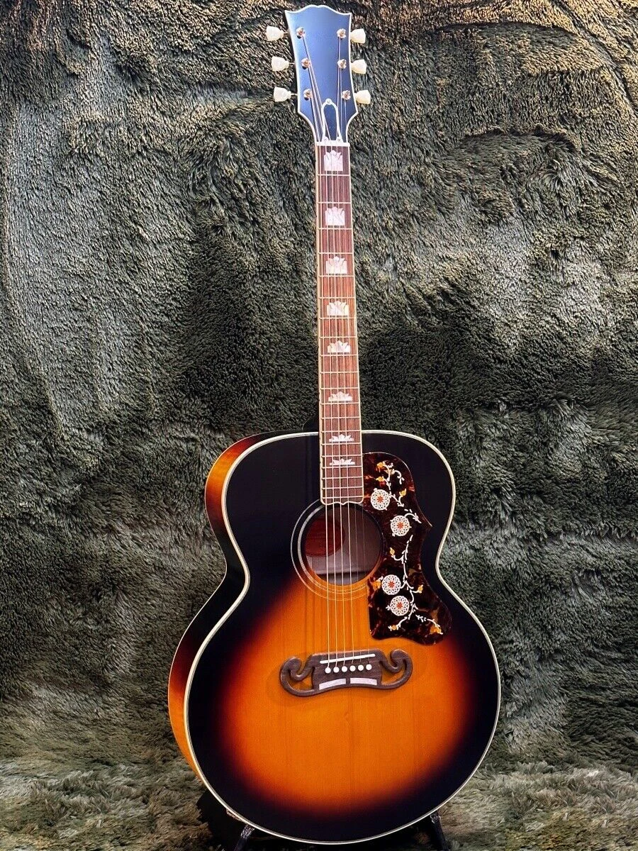 Inspired by  Custom 1957 SJ200 Vintage Sunburst up Acoustic Guitar