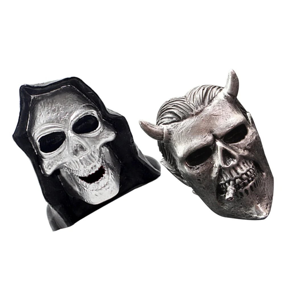 

2Pcs Car Air Vent Clips Halloween Scented Ghost Decor Auto Vent Clip Aroma Diffuser for Vehicle Interior Accessories