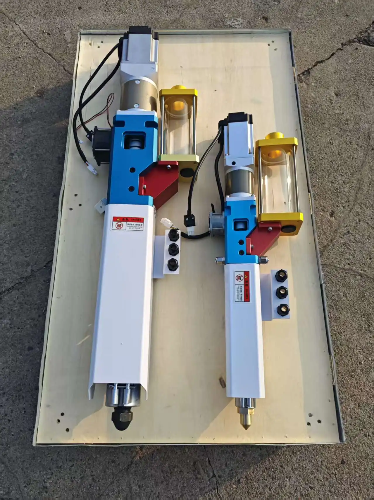 Plastic Pellet Extruder 3Kg per hour with Servo Motor 600W Suitable for Robot Arm