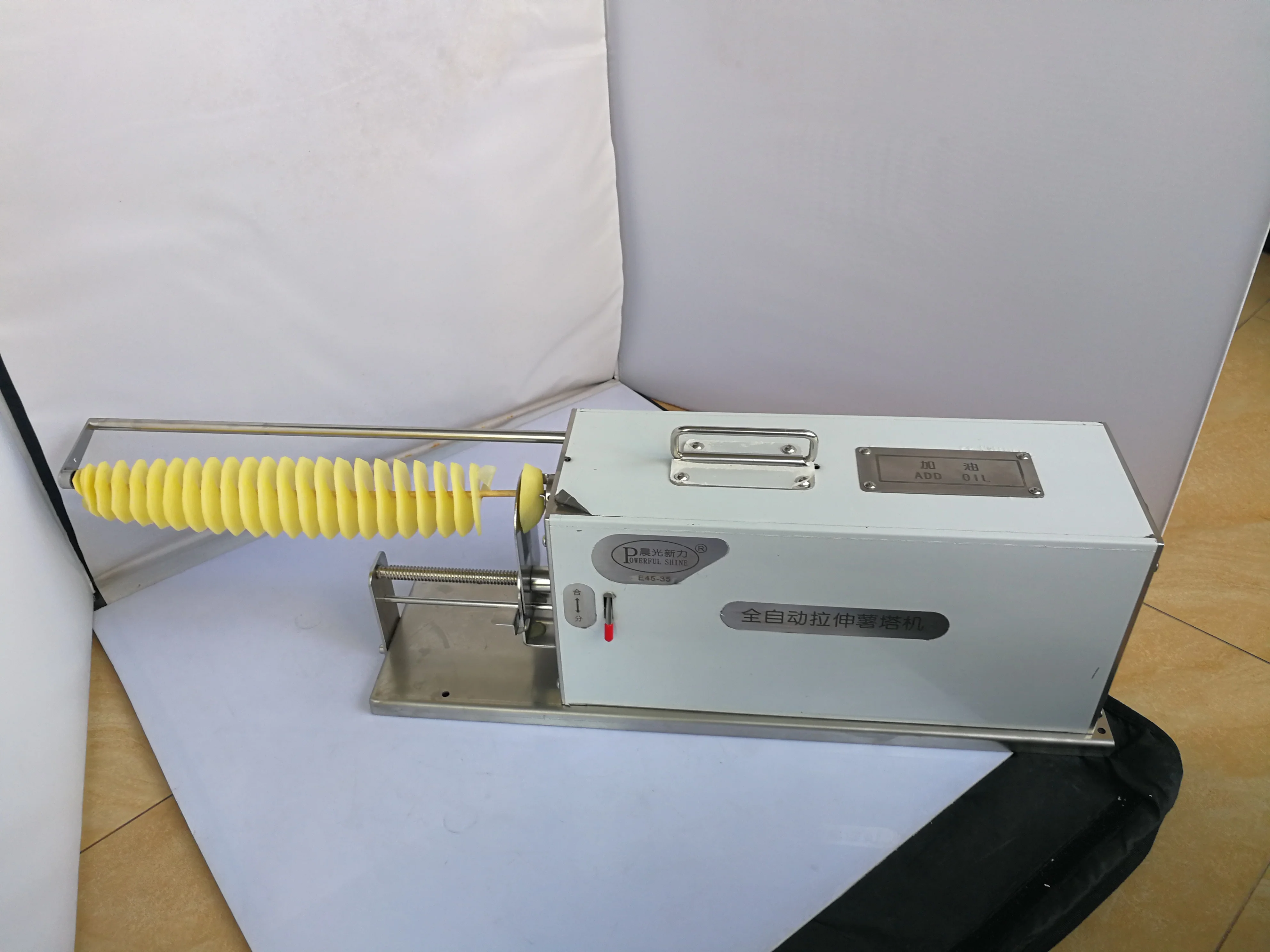Automatic stretch  Electric Tornado potato machine,potato spiral cutting machine,potato cutter /potato chips machine 220V/110V