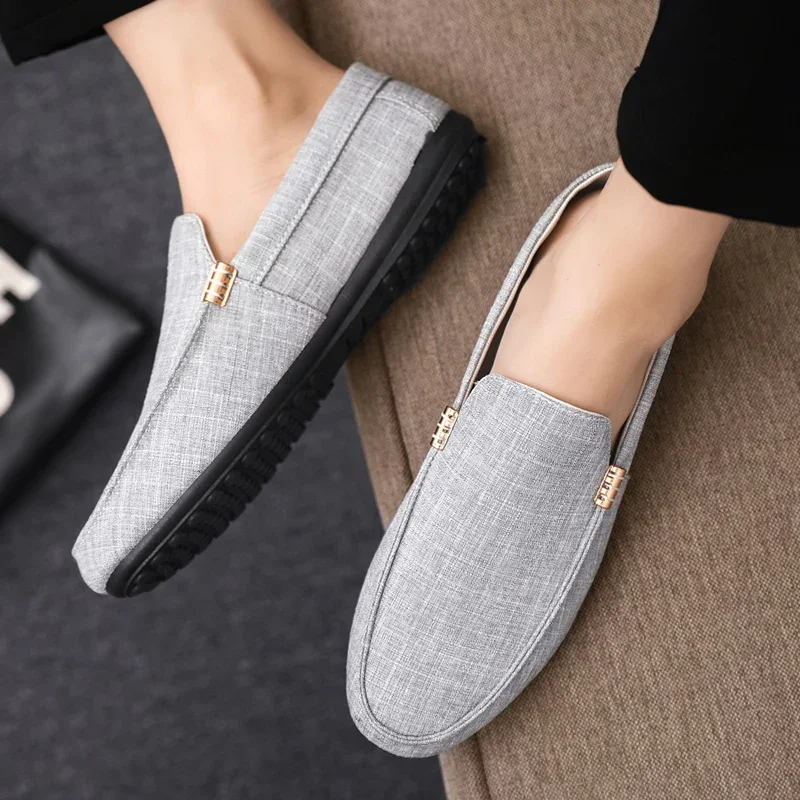 Fashion Men Casual Shoes Luxury Brand Men Loafers Breathable Comfort Slip-on Mens Driving Shoes lightweight Lazy Shoes Moccasins