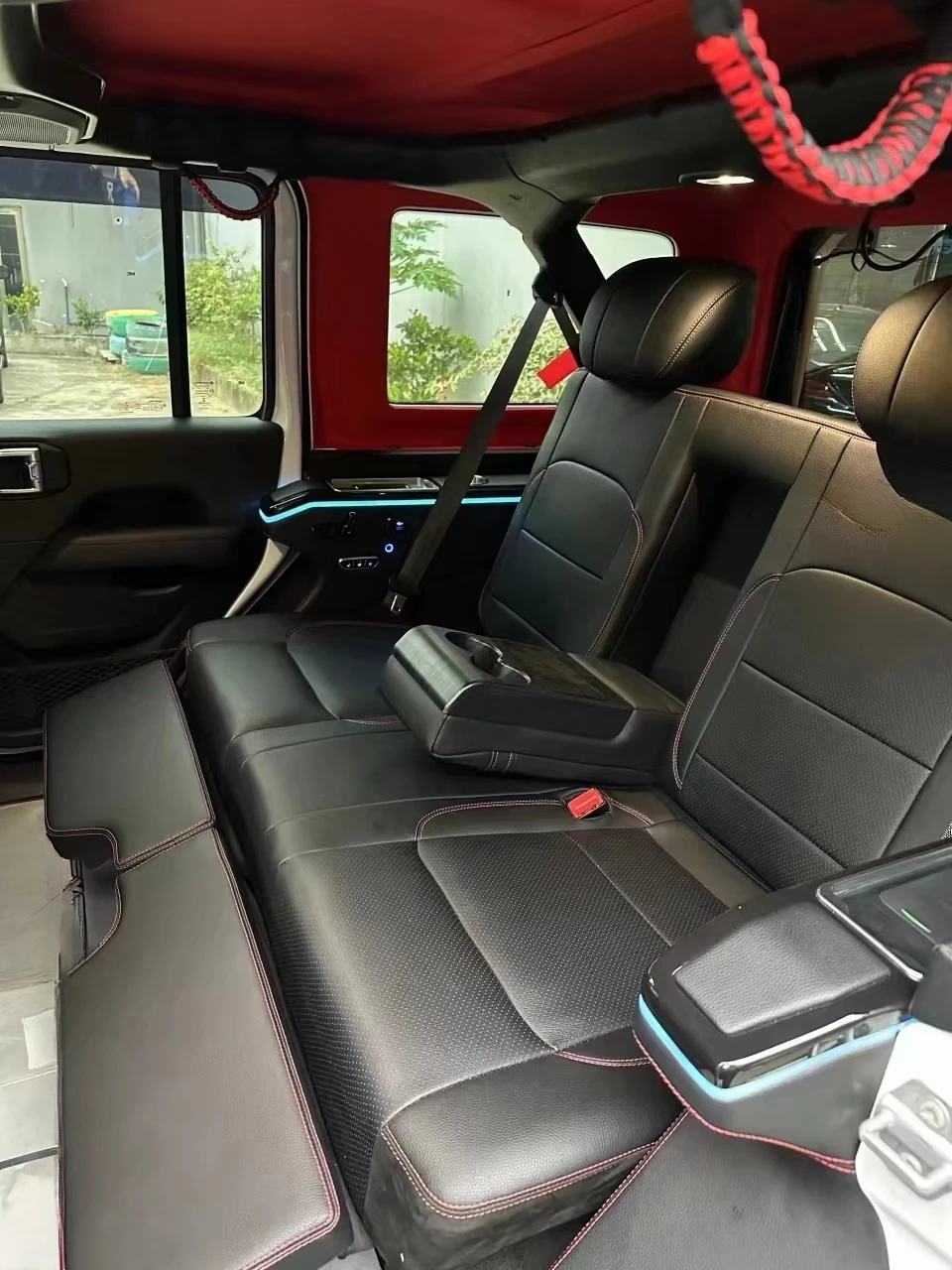 Luxury Van Custom Interior Conversion VIP Car Rear Seat