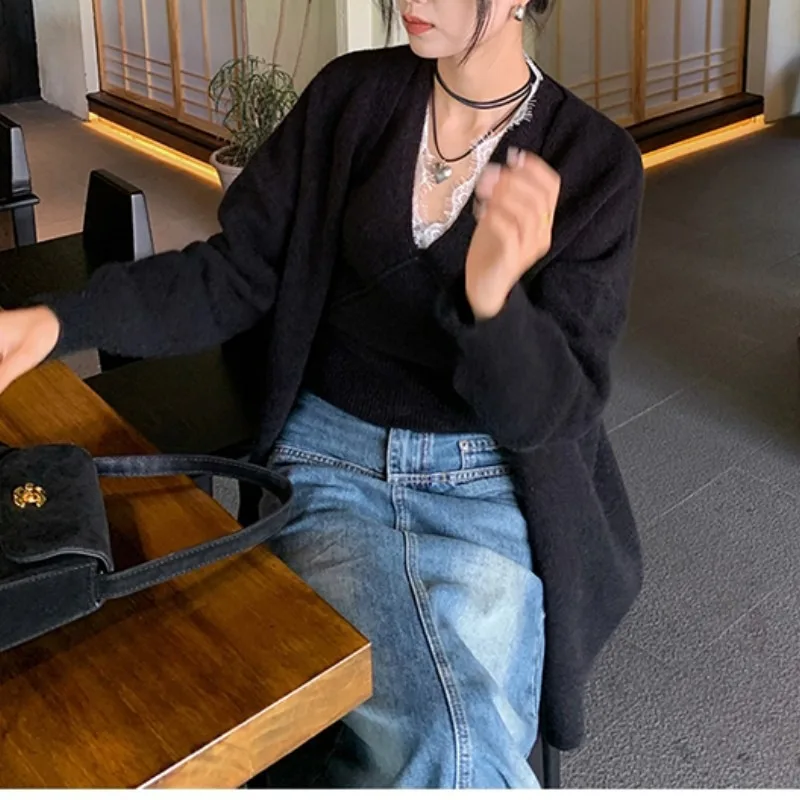 

Loose Fashion Sweater Set Female Clothing Autumn New Lazy Style Korean Knitted Cardigan for Women+Lace Tank Top Soft Sticky