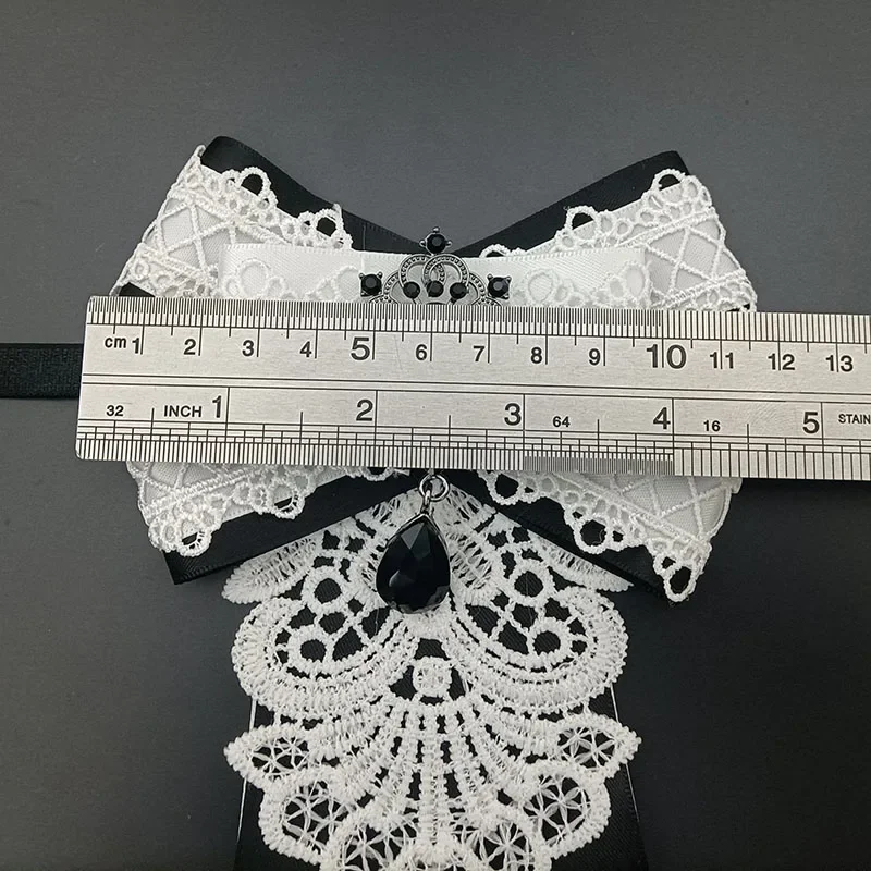 Original Spitzen-Schleife Luxuriöse Strass-Herren-Business-Bankett-Hochzeits-Bräutigam-Anzug-Hemd-Accessoires Handgefertigter Schmuck Geschenke – Detail 4