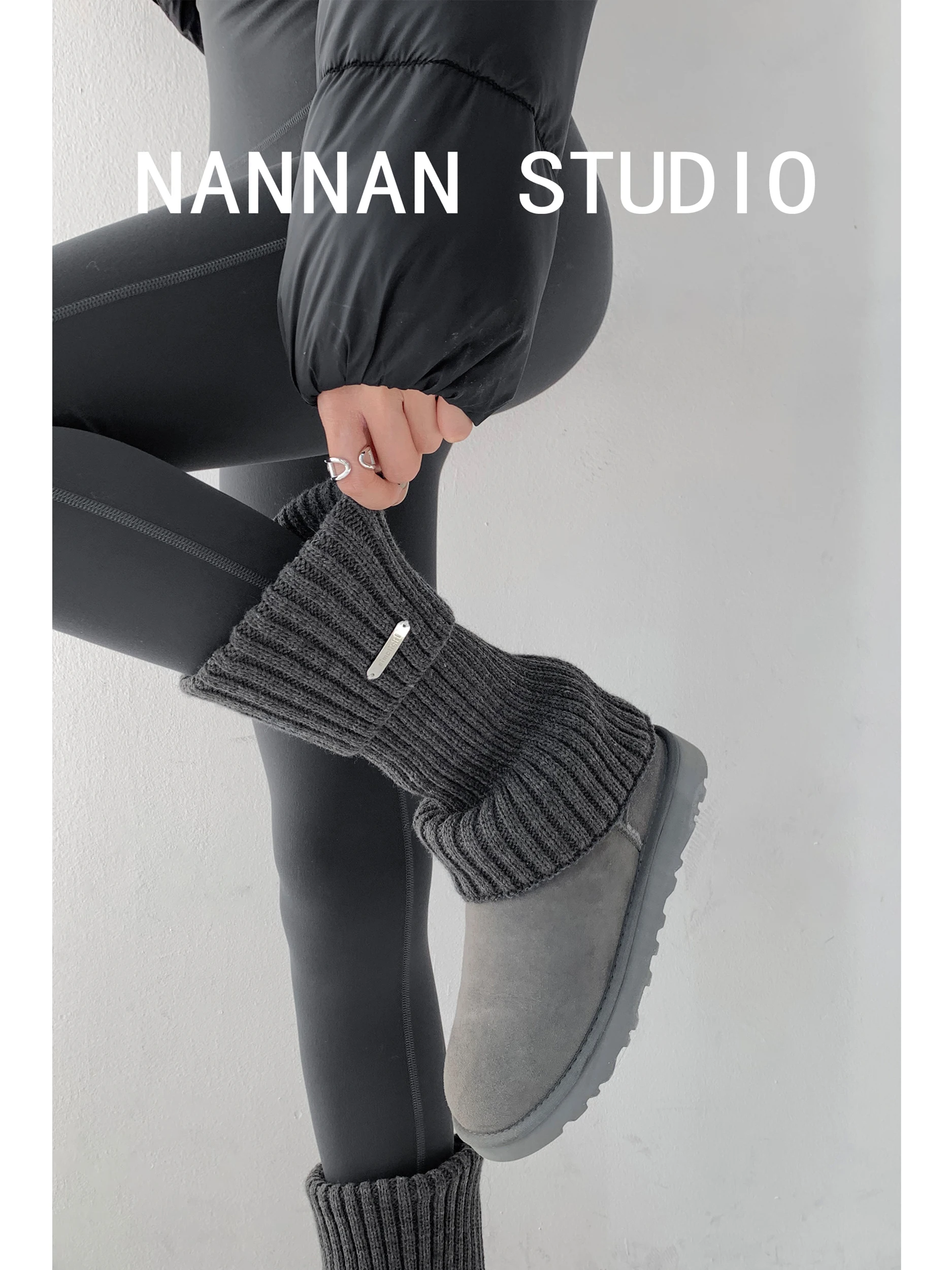 Warm Thick Knitted Metal Label Leggings Socks for Women Winter Essential Spicy Girl Knee High Booties Covers Home Comfort Sto...