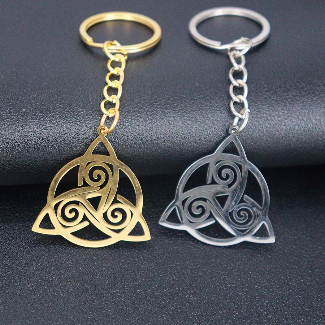 New style fashionable stainless steel triangular rotating pendant keychain - simple and versatile, suitable for bags, car keycha