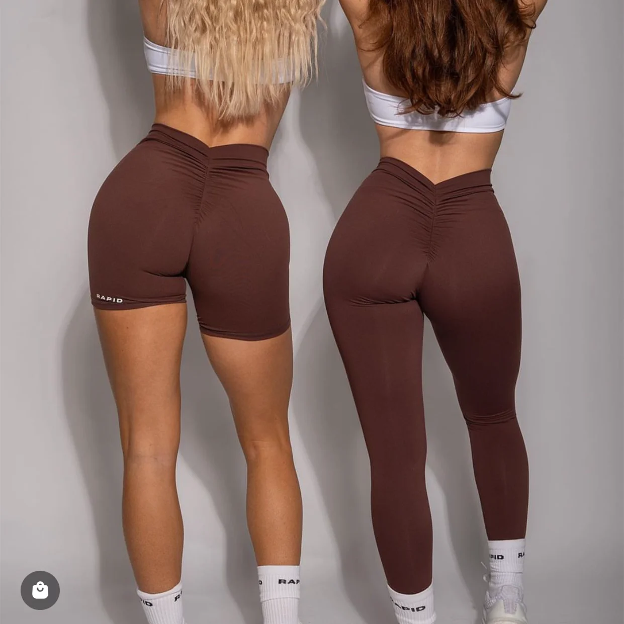 2024 Nylon Back V Butt Yoga Shorts Women High Waist Fitness Workout Gym Running Scrunch Leggings Trousers Jogging Athletic Wear