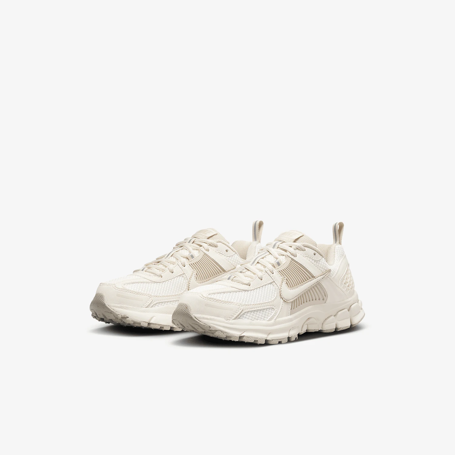 

Nike Authentic Vomero 5 Children's Lightweight Breathable Running Shoes HF6998-101