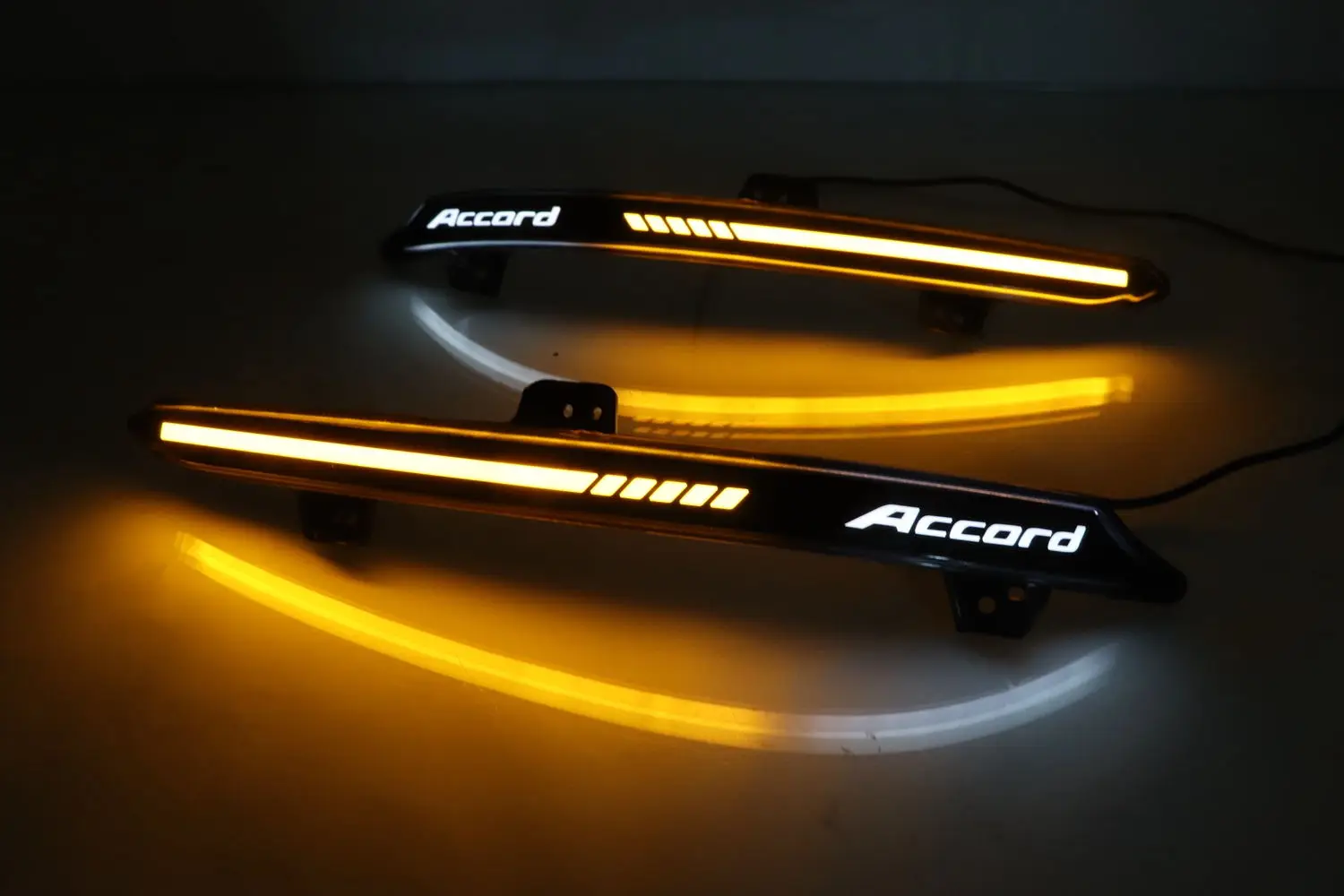 LED Reflector Rear Bumper Tail Light for Honda Accord 2018 2019 2020 Brake Lamp w/ Dynamic Turn Signal Alphabet Style Smoke Lens