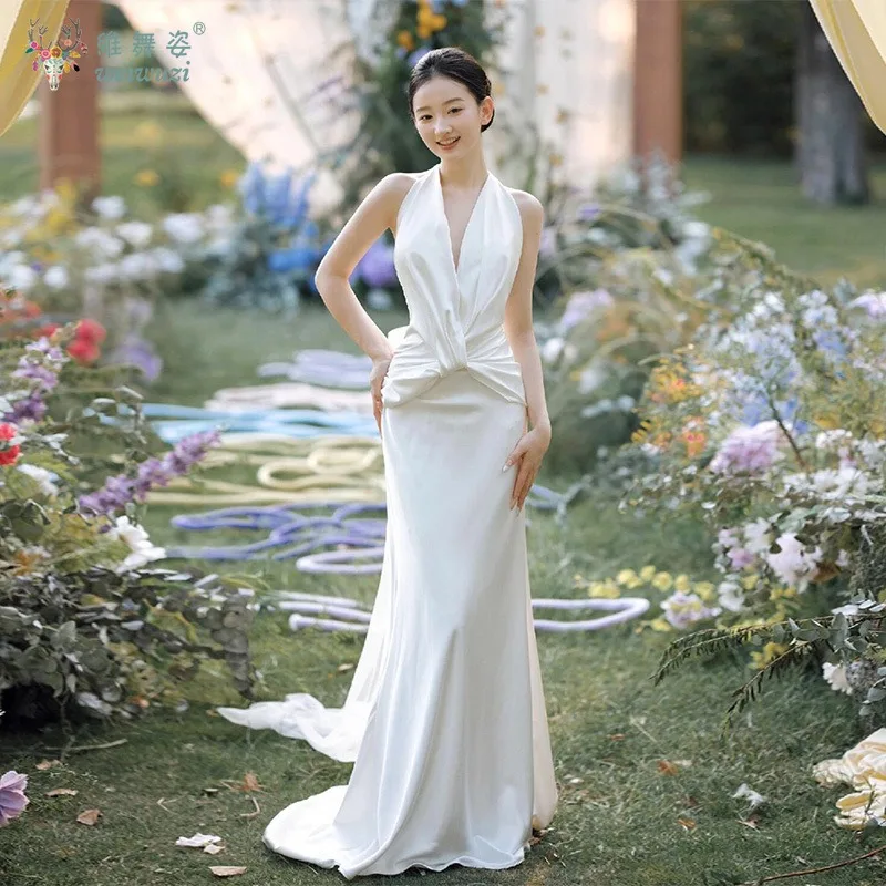 

Сексуальное атласное платье без рукавов с глубоким v-образным вырезом во французском стиле и открытой спиной, элегантное обручальное платье русалки для невесты, простое однотонное вечернее платье