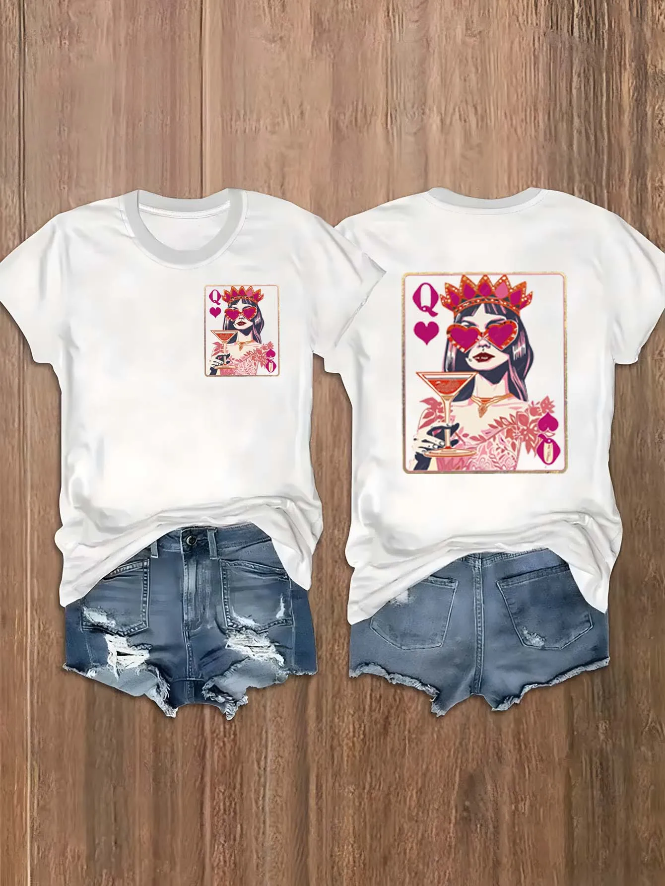 

Шикарный элегантный топ размера плюс с графическим принтом «Королева покера» спереди и сзади, изысканный мотив, двусторонний узор