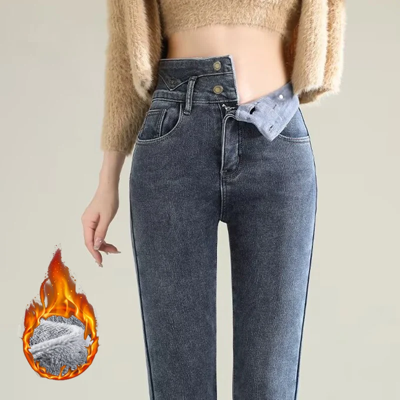 Hot Sale Winter Female Plush Thermal Straight Leg Jeans Lady Snow Warm Thicken Denim Trousers Girls Fleece Thin Casual Pants