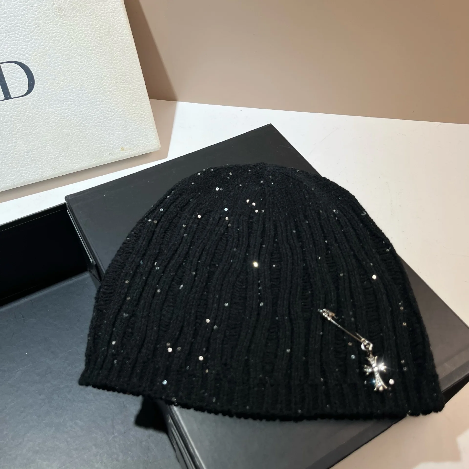 Bonnet à broche scintillante unisexe, chapeau tricoté scintillant Vintage pour femmes et hommes, casquette de fête Hippie pour Festival d'hiver