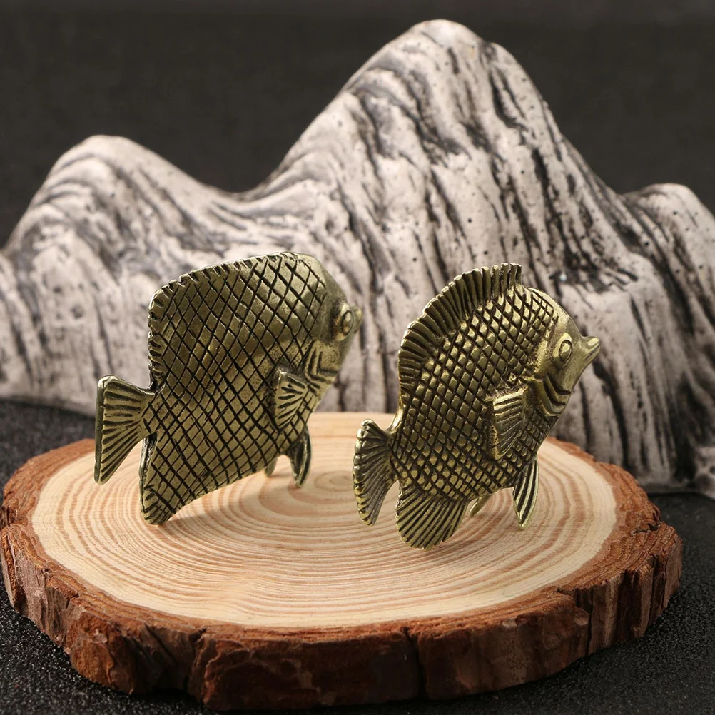 

2Pcs Copper Fish Model Decorative Fish Figurine Fish Statue Sculpture Tea Pet Small Fish Figurine