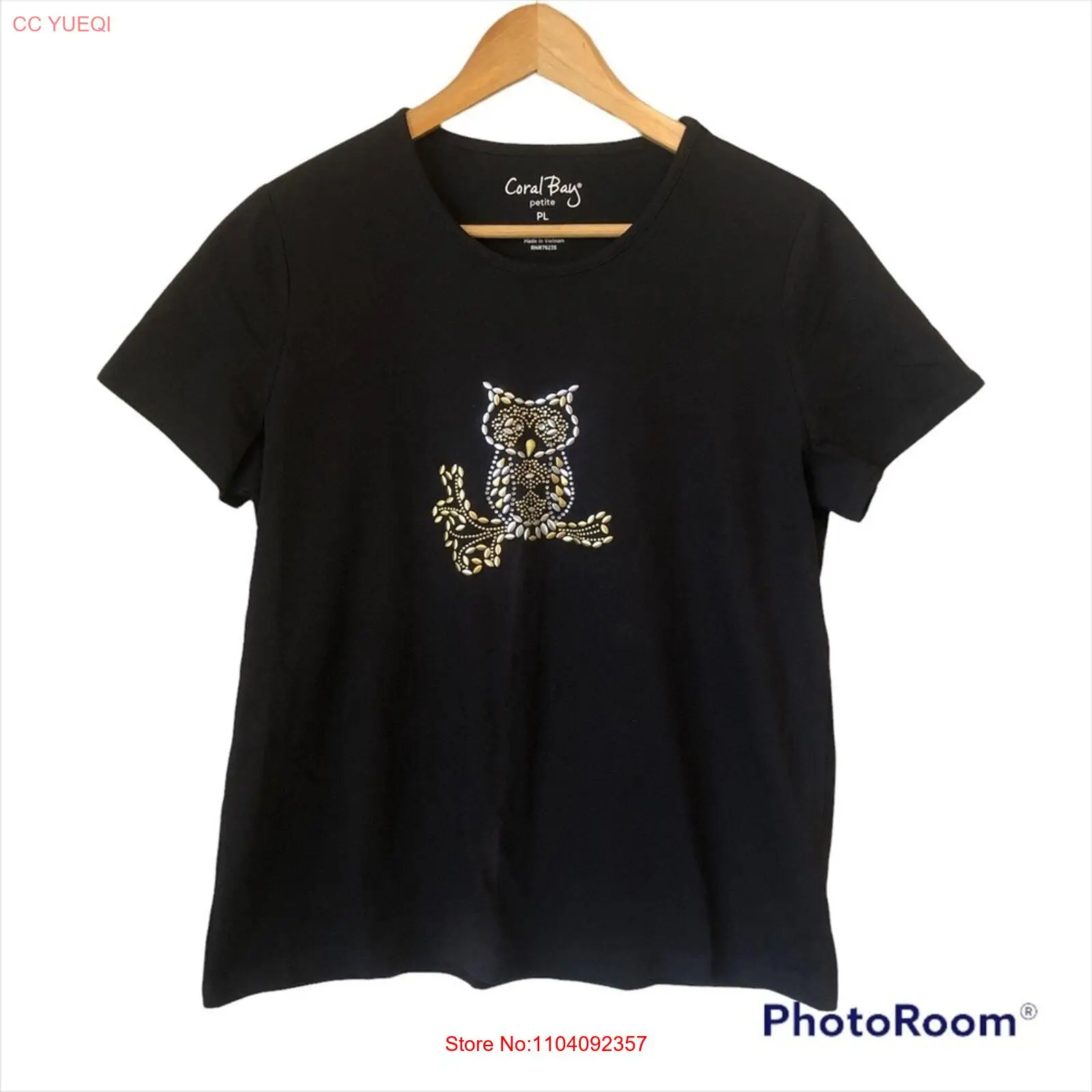 

Coral Bay Studded Owl Black Short Sleeve Shirt Women’s Large Petite Wearable Art