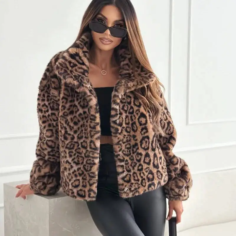

2025 New Warm Short Coat Fashion Leopard Long Sleeve Women Overcoat Winter Streetwear Turn-Down Collar Lady Tops