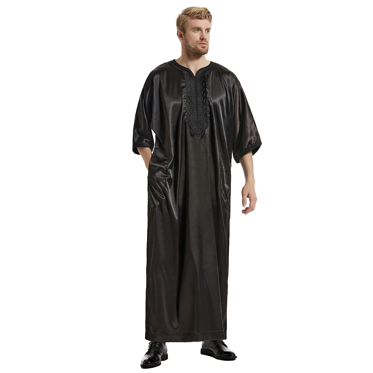 Vestido de media manga bordado para hombre, Abaya árabe, malayo, musulmán, blanco, Beige, negro, satinado, TH827