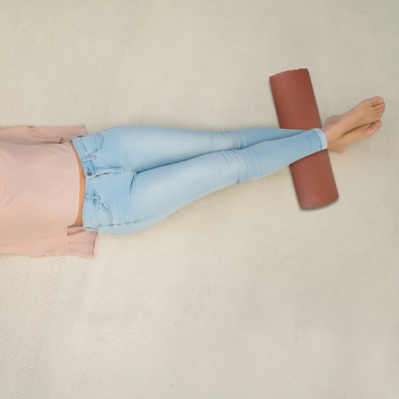 

Portable Semi-Roll Bolster Pillow Made of Sponge Comfortable Support for Legs Pregnant Women Lumbar Relief Knee