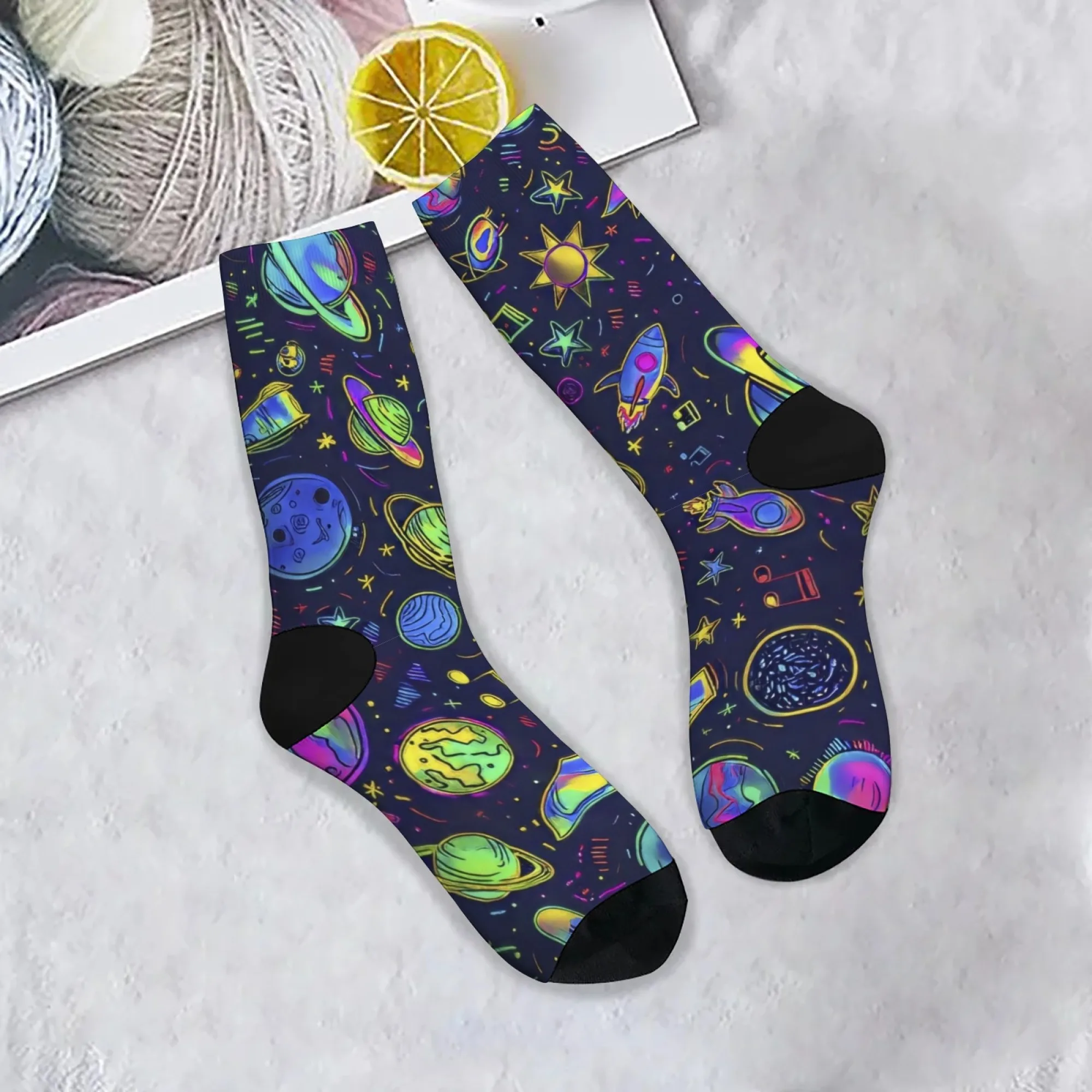 Cartoon Space Element Printed Men's Socks Novelty Harajuku Retro Crew Socks Comfortable Breathable Non-slip Socks Party Gift