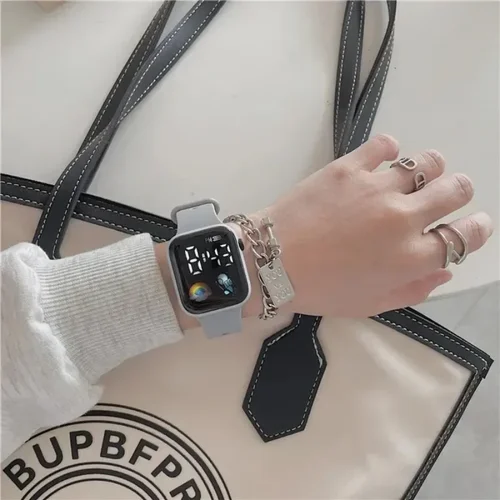 Imagen 2 del producto Nuevos relojes deportivos LED, Reloj Digital Para hombres y mujeres, relojes de pulsera informales de silicona, Reloj Para Mujer (sin pulsera)