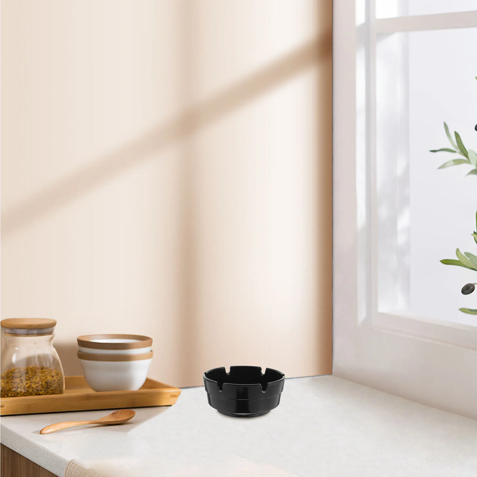 

4pcs Fire-Resistant Ashtrays Round Smoke Tray Tabletop Design For Home Hotel Restaurant Easy Cleaning Modern Indoor Use