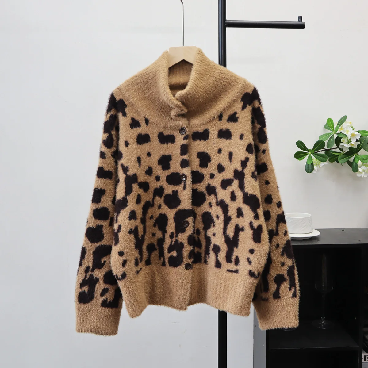 

Women Knitted Cardigan Sweaters Faux Mink Fur Jumpers Leopard Print Turtle Neck Long Sleeves Single Breasted 2025 Autumn Winter