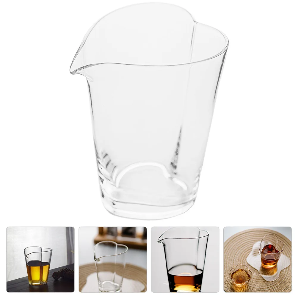 

Heart Glass Cup Pitcher Clear Milk Frothing Pitcher Lightweight Coffee Tea Juice Container Home Tea Dispenser Juice Cup