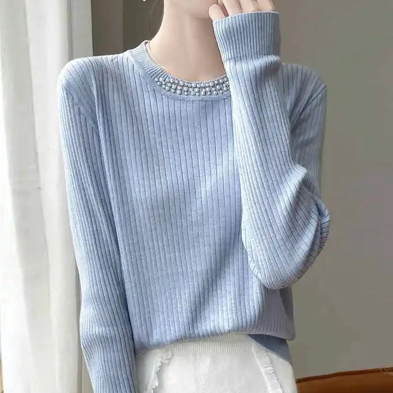 

Вязаный свитер для женщин, черный пуловер с круглым вырезом, модный топ с длинным рукавом и бисером, модель Q1338