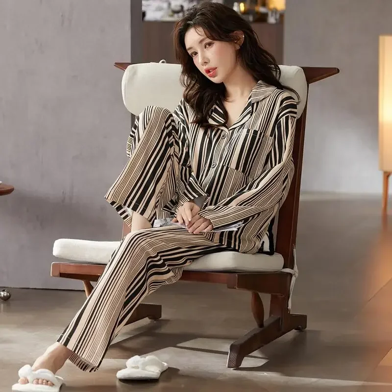 

2025 Spring Long Sleeve Sleepwear Women's Pajamas Set with Chest Pads Black Stripe Pyjamas for Women Leisure Nightwear Homewear